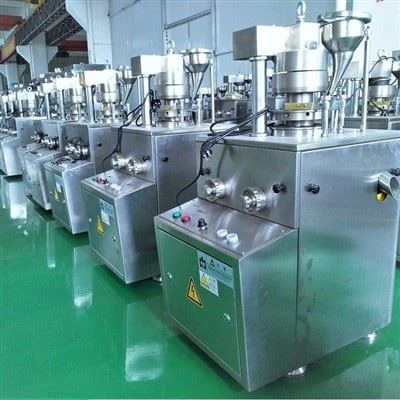 Какова идеальная скорость перемешивания для различных типов реакций в стеклян...